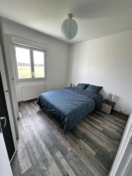 Holiday home Petite Maison Sur Aerodrome Cosne-Cours-Sur-Loire